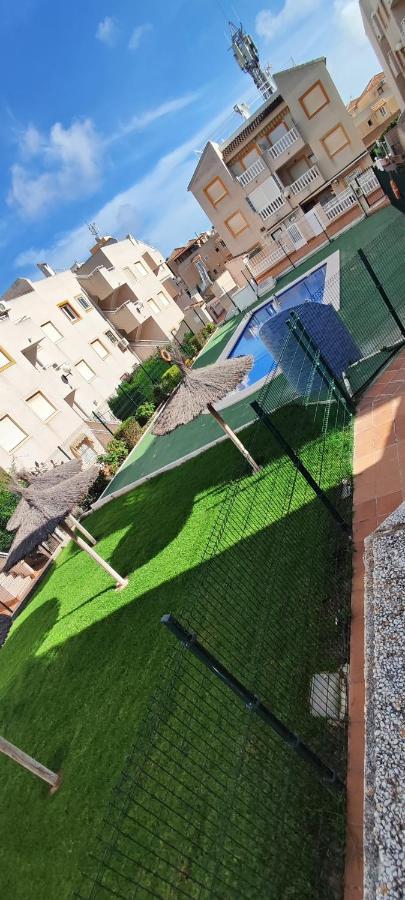 Parque Aromatico Con Dos Piscinas * Torrevieja